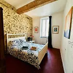 Maison De Village Avec Piscine 8 Personnes Villa Ouveillan