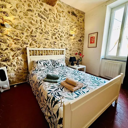 Willa Maison De Village Avec Piscine 8 Personnes *