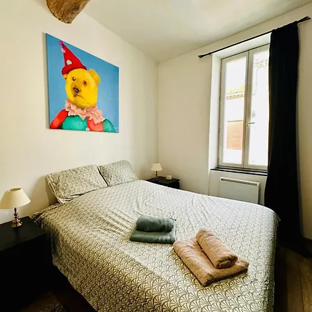 Maison De Village Avec Piscine 8 Personnes *