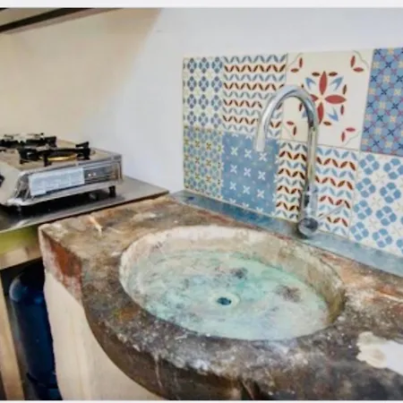 Maison De Village Avec Piscine 8 Personnes * Ouveillan