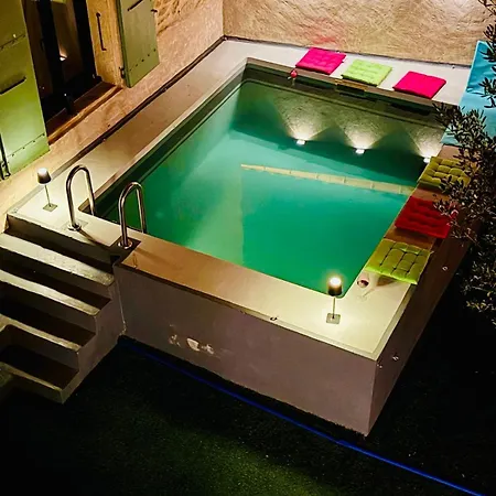 Maison De Village Avec Piscine 8 Personnes Willa Ouveillan