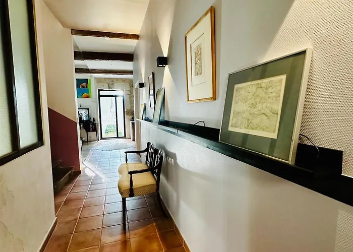 Maison De Village Avec Piscine 8 Personnes