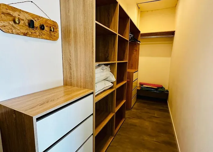 Maison De Village Avec Piscine 8 Personnes Villa *
